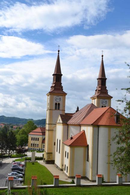crkva_uznesenja_blazene_djevice_marije_bojana_struk_3