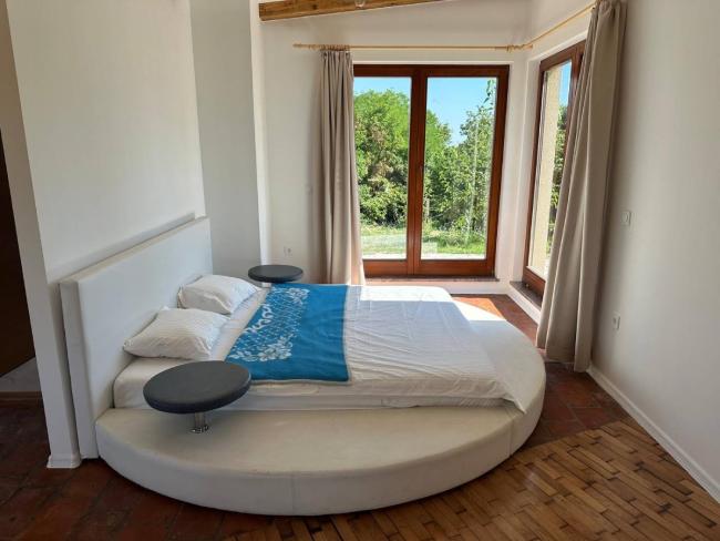 Apartman Feniks, Pregrada